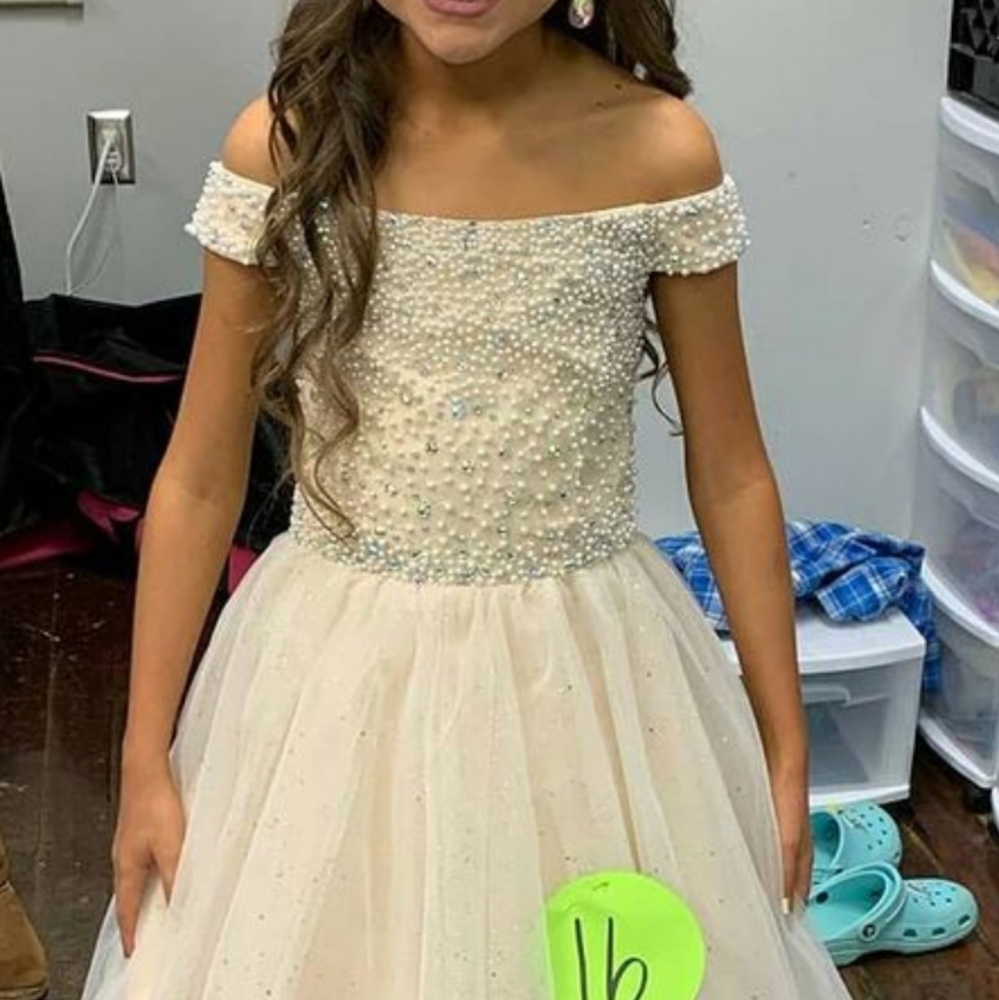 Girls pageant dress